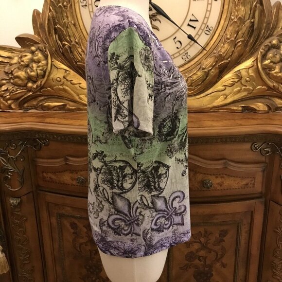 CORAL BAY. Size PL. Fleur-de-lis Highly Embellished T-shirt. Short Sleeve. B18 - Picture 6 of 9